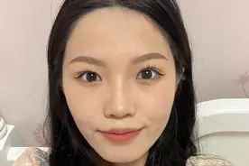 “大小眼”如何画眼妆？这几个“心机”小细节，简单打造完美眼妆图片