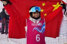 当初毅然放弃美籍，加入中国籍的美国少女，如今后悔了吗？图片