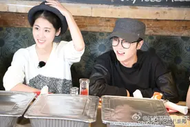 张碧晨瞒着华晨宇，偷偷给他生了个女儿！两人官宣承认未婚生子图片