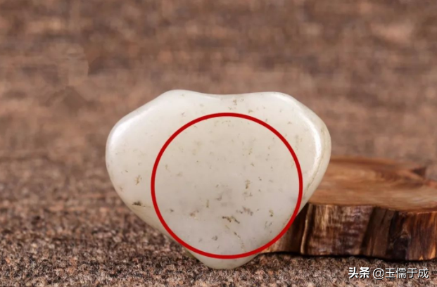 传言和田玉制作中的“洗猴毛”究竟是怎么回事，今天来给大家科普