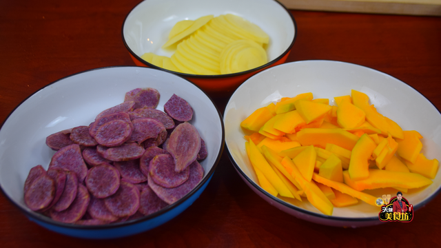 广式三色芋圆做法，配方和步骤全分享，厨房小白也能学会