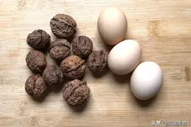 春天，记得用核桃煮鸡蛋，一周吃几回，很多人不知道有什么用图片