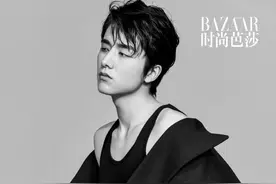 张新成时尚封面A爆了！穿背心搭西装化身禁欲系男神，侧颜杀完胜图片