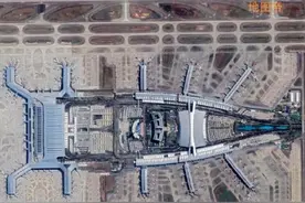 笑翻！广州机场酷似大蟑螂，北方网友吓坏：南方蟑螂这么大？图片