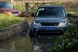 长途自驾旅行什么车适合？哪些车载装备实用，这里一定有你想要的图片