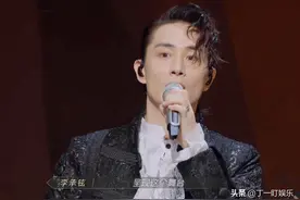 《披荆斩棘》淘汰4人，3人发小作文，黄征字最多，信息量也最大图片