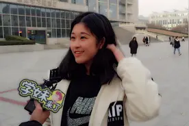 女生来大姨妈最需要对象做什么？姑娘回答够开放，佩服啊