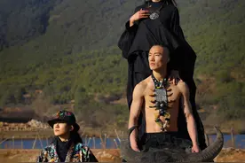 杨丽萍3千万海景豪宅参观门票高达128元，被整改后仍能赚钱图片