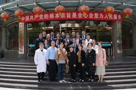 郑大一附院专家教授故乡行又至襄城县人民医院：让优质医疗资源下沉，真正服务基层老百姓图片