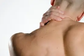 如何按摩肩胛提肌，放松肩颈？图片