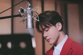 "忍辱负重"曾舜晞：为讨好尚雯婕，忍脏吃剩西瓜，拍戏倒贴600万图片