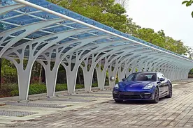 「首试」兼容并蓄 | 保时捷 新款Panamera图片