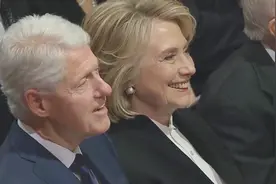 小布什追忆父亲：爱开玩笑 与击败他的克林顿成为好朋友视频封面