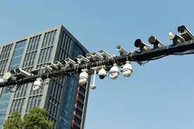 违章常客的总结：这几种摄像头各司其职，不想被扣分得认清楚图片