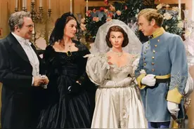 「盘点」历年来欧美电影中21件标志性抢镜婚纱，你最喜欢哪一件？图片