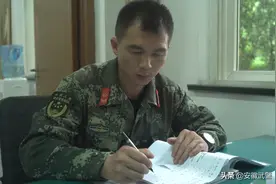 走好军旅路｜张雷——不忘初心报国志，桃李满园自成蹊图片