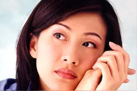 励志！TVB港剧女神改做教育，二婚老公破产，50岁读博士再拼事业图片