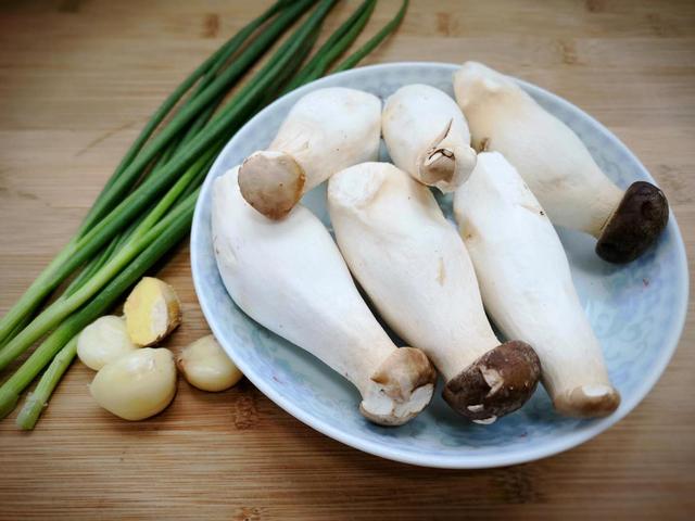 家里再穷，也要给孩子吃一次它，能补充氨基酸，个头猛长不发胖！