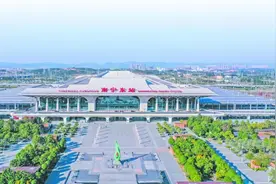 广西14市的高铁站图片