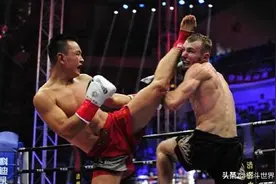 铁英华“背叛”勇士的荣耀？郭晨冬：今年天王级拳手工资100万图片