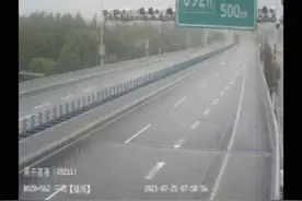 “烟花”发威 浙江多条高速进出口关闭 甬舟高速全线封闭图片