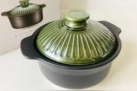 新砂锅别急着用，质量再好不开锅也易裂，开锅养护，使用寿命更长图片