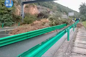 交通管制！延西高速发生两处山体滑坡图片