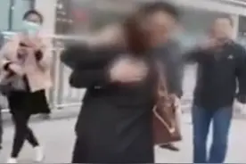 孩子错抱28年 母亲：出生后只看一眼就分开，再苦再难也要救养子图片