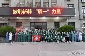现场直击！福建近万名医护人员集结厦门，开展第五轮全员核酸检测图片