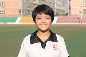 寒门女孩707分上北大，一篇《感谢贫穷》，道出贵子背后的心酸图片