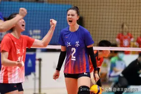 朱婷之后，李盈莹、张常宁谁是女排新一姐？两人可划等号，双一姐图片