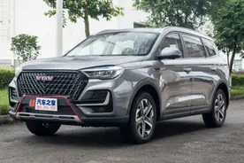 全系搭载2.0T引擎，匹配8AT，售价13.79万起，带你看VGV U75PLUS图片