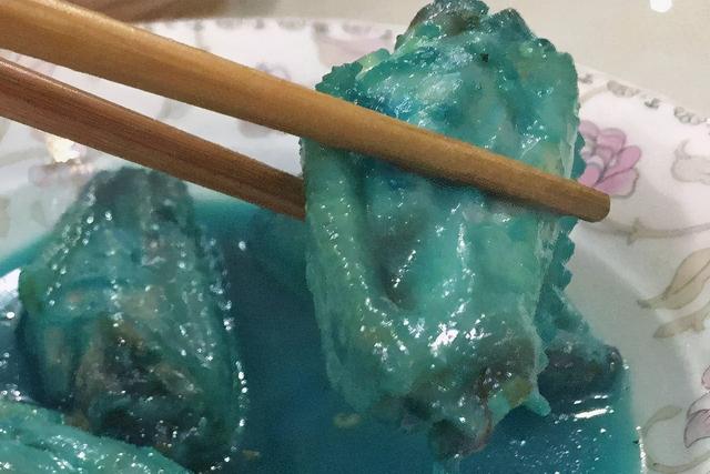 蓝色的食物有哪些，蓝色食物（对一部分人有帮助）