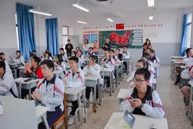 西班牙语代替英语学习一年，高新一中这些同学成绩大幅提高图片