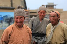 横店临时演员现状：人数超过20万，成为懒汉的天堂，光棍的世界图片