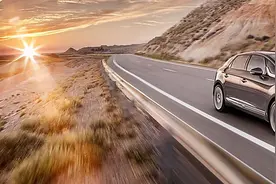 “老公，汽车仪表盘有一个小孩蹲马桶的标志”，这是怎么回事？图片