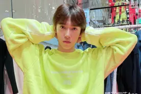 塌了却无人在意？孙祈骏被爆吃软饭多次劈腿，还把R1SE嘴了一遍图片