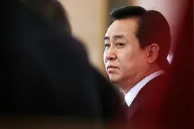 让许家印用个人资产还债可行吗？许老板有VIE架构护体，难图片