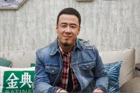 49岁仍单身，酒品差还带货翻车，“吃软饭”的杨坤：他红过吗？图片