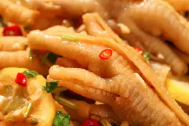 教你做无骨版凤爪，酸辣够味！图片