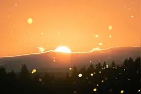 如何在PPT中画光图片