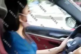 湖北：女子买新车不敢一个人开，叫代驾壮胆，小哥坐一旁颤颤巍巍图片