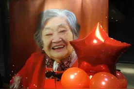 周国平：最好的母亲都是平凡的——给104岁的母亲送行图片