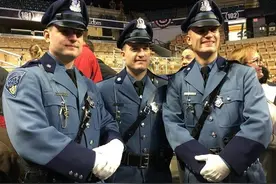 美国各州州警警服一览 佩戴宽边毡帽的不占少数图片