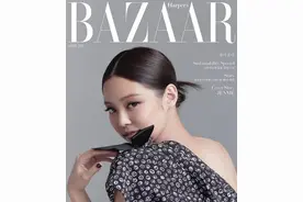 金智妮、Lisa时尚大片：一个复古性感，一个休闲展露好身材图片