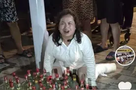 两万多箱酒只剩2000多，郑州女老板跪地求还酒：我不知道怎么才能活下来图片