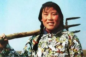 农妇捡到10亿钻石，主动上交国家，得到了多少奖励？图片