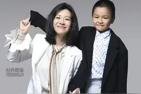 大娘子刘琳苦尽甘来！穿西装跟儿子拍大片笑容甜，曾堕两胎好心疼图片