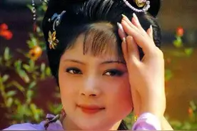 贾宝玉离家出走后，薛宝钗如何度过余生？没想到她改嫁给了贾雨村图片