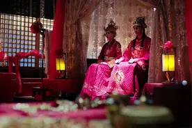 燕云台：燕燕被迫嫁给耶律贤，心死犹如行尸走肉，耶律贤说愿意等图片